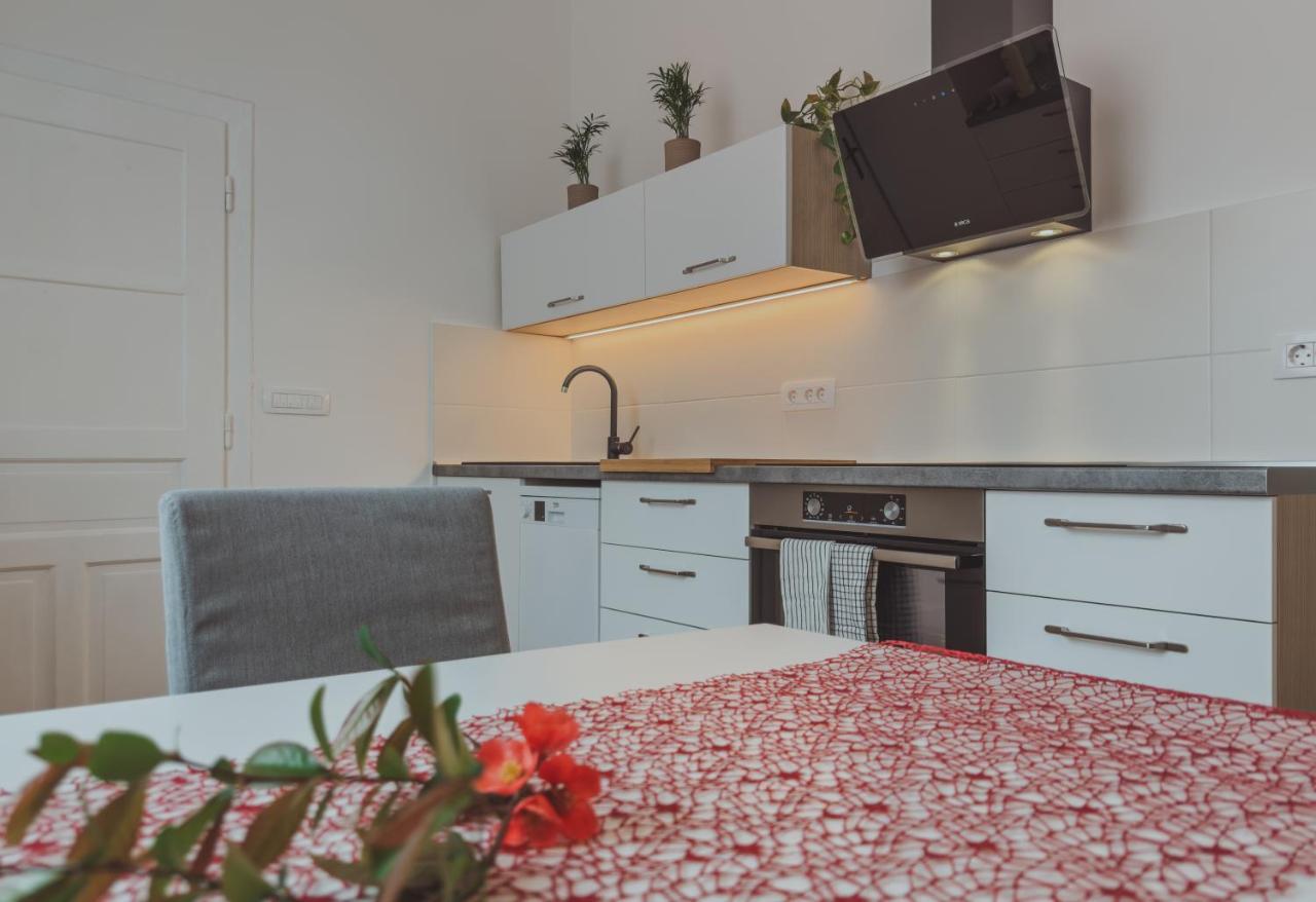 Pirc On Dunajska Street Appartement Ljubljana